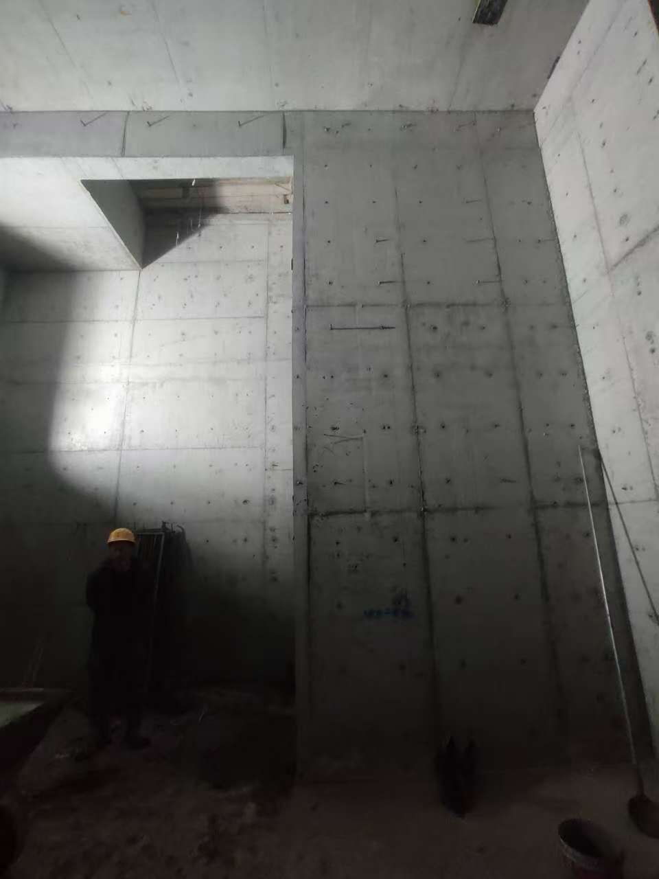 镇江墙上开槽钢筋断了有影响吗